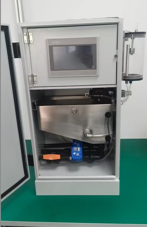 水樣預處理器內(nèi)部.jpg
